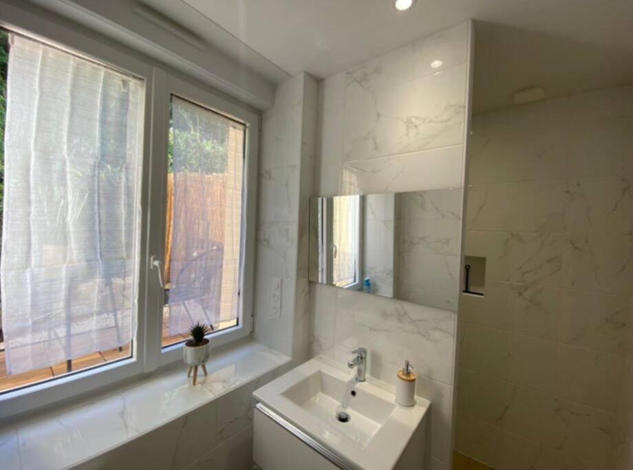 Appartement Avec Terrasse Quimper Exteriér fotografie
